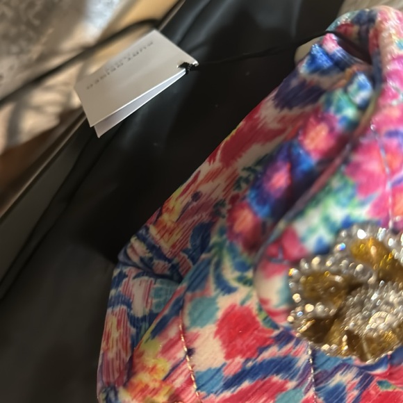 Kurt Geiger London Medium Kensington Shoulder Bag
Kurt Geiger London - Picture 8 of 17